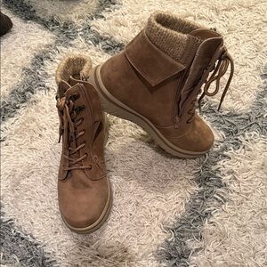 Cliffs by WHITE MOUNTAIN Brown Lace-Up Faux-Sherpa Ankle Boots